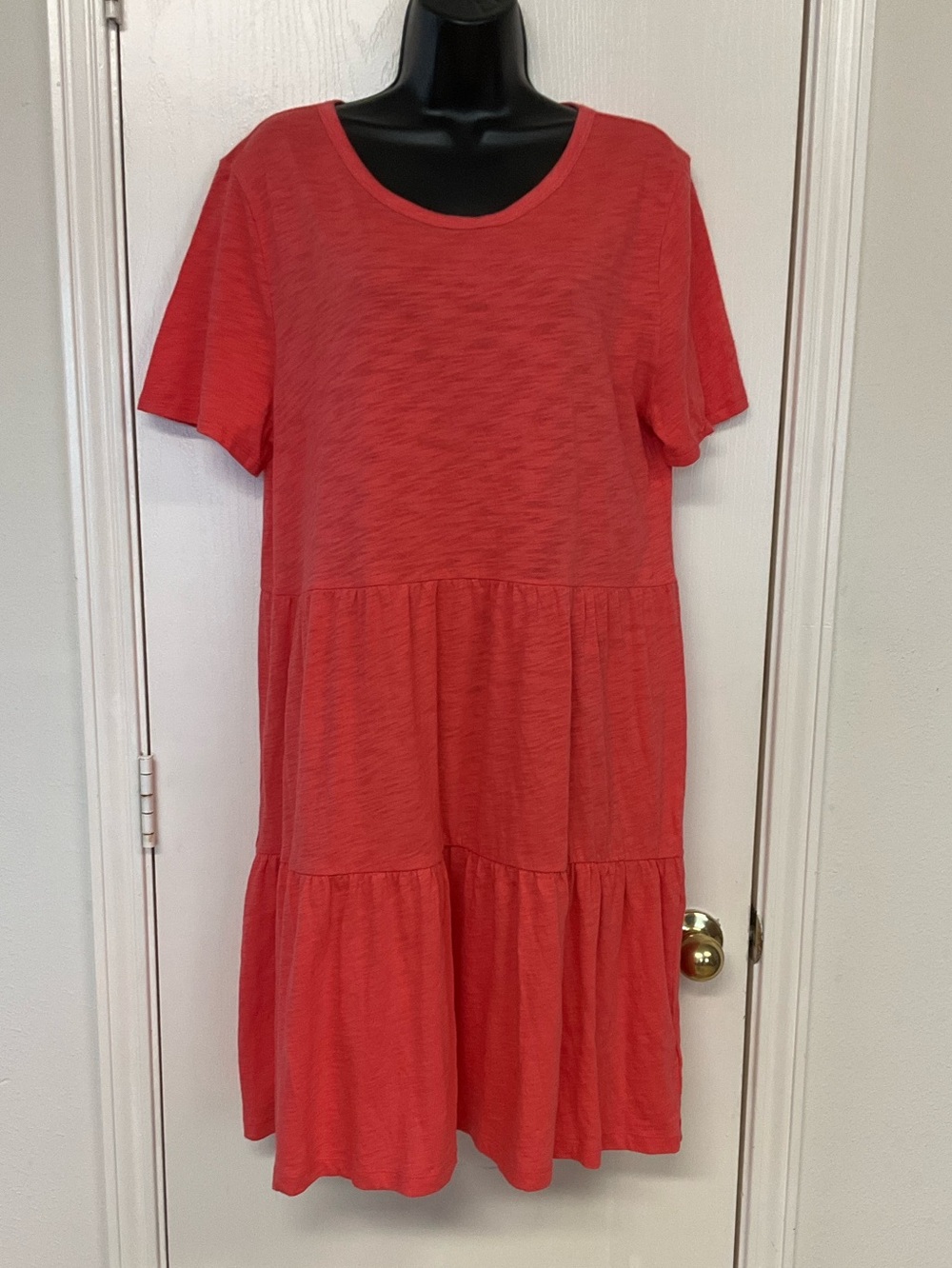 🌺$5.00 must bundle 🌺2-Gap Tiered T-Shirt Dress